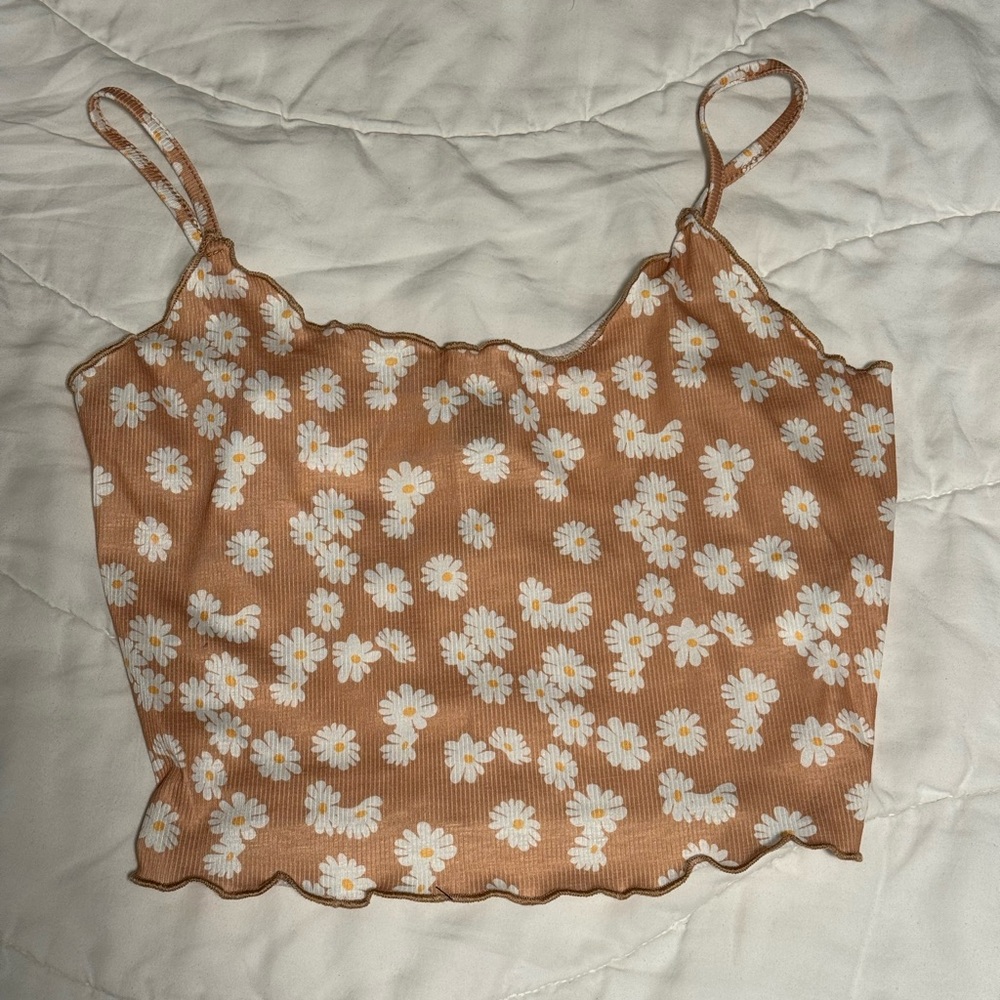 Cute daisy crop top